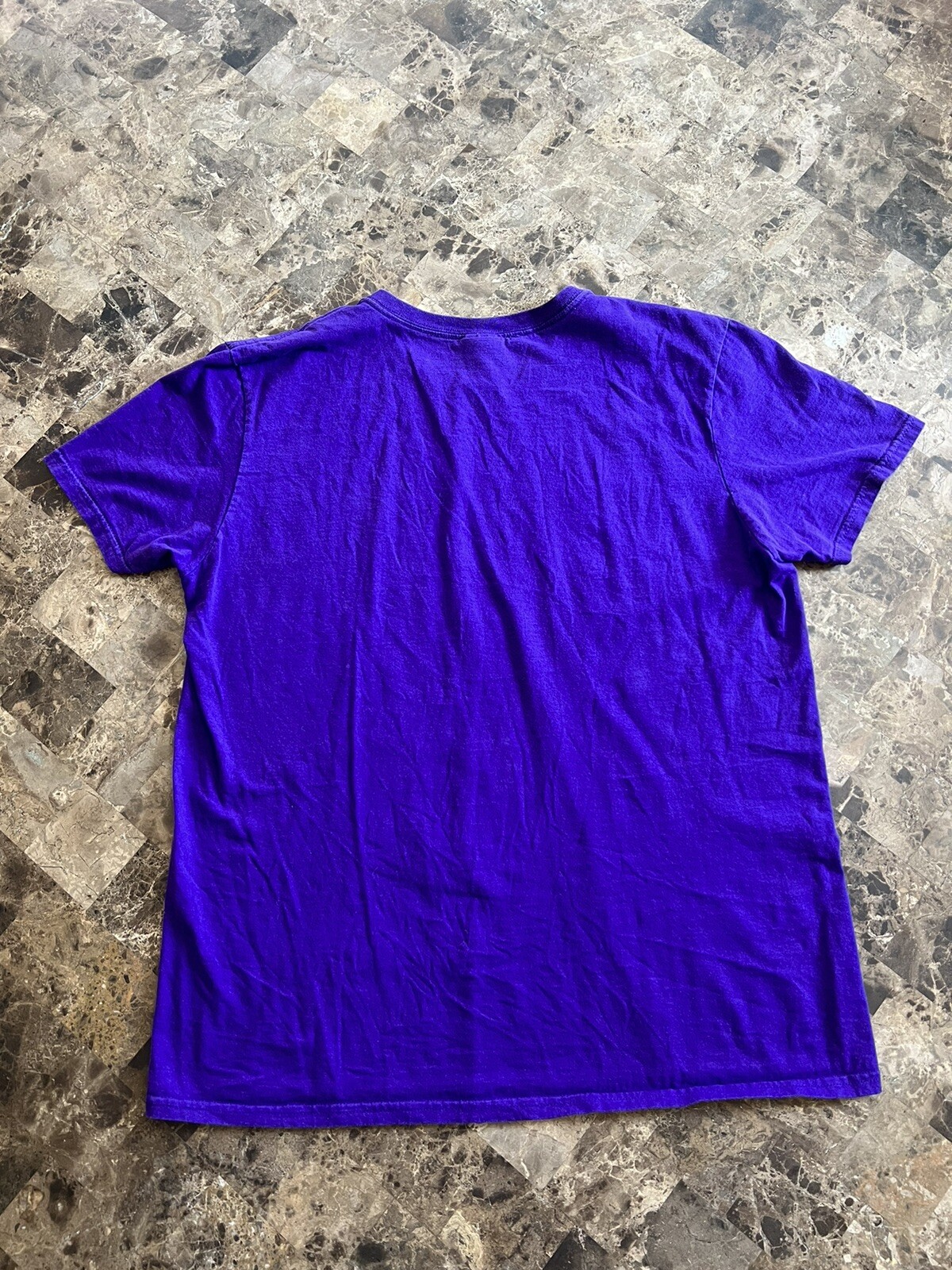official Disney’s Aladdin Purple & Gold Logo T-shirt adult size Large gallery