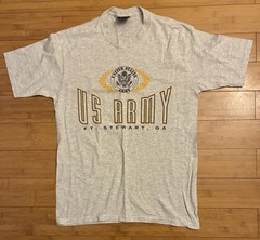 Vintage 90s US Army Military Ft Stewart Gray T Shirt Size Men’s Medium