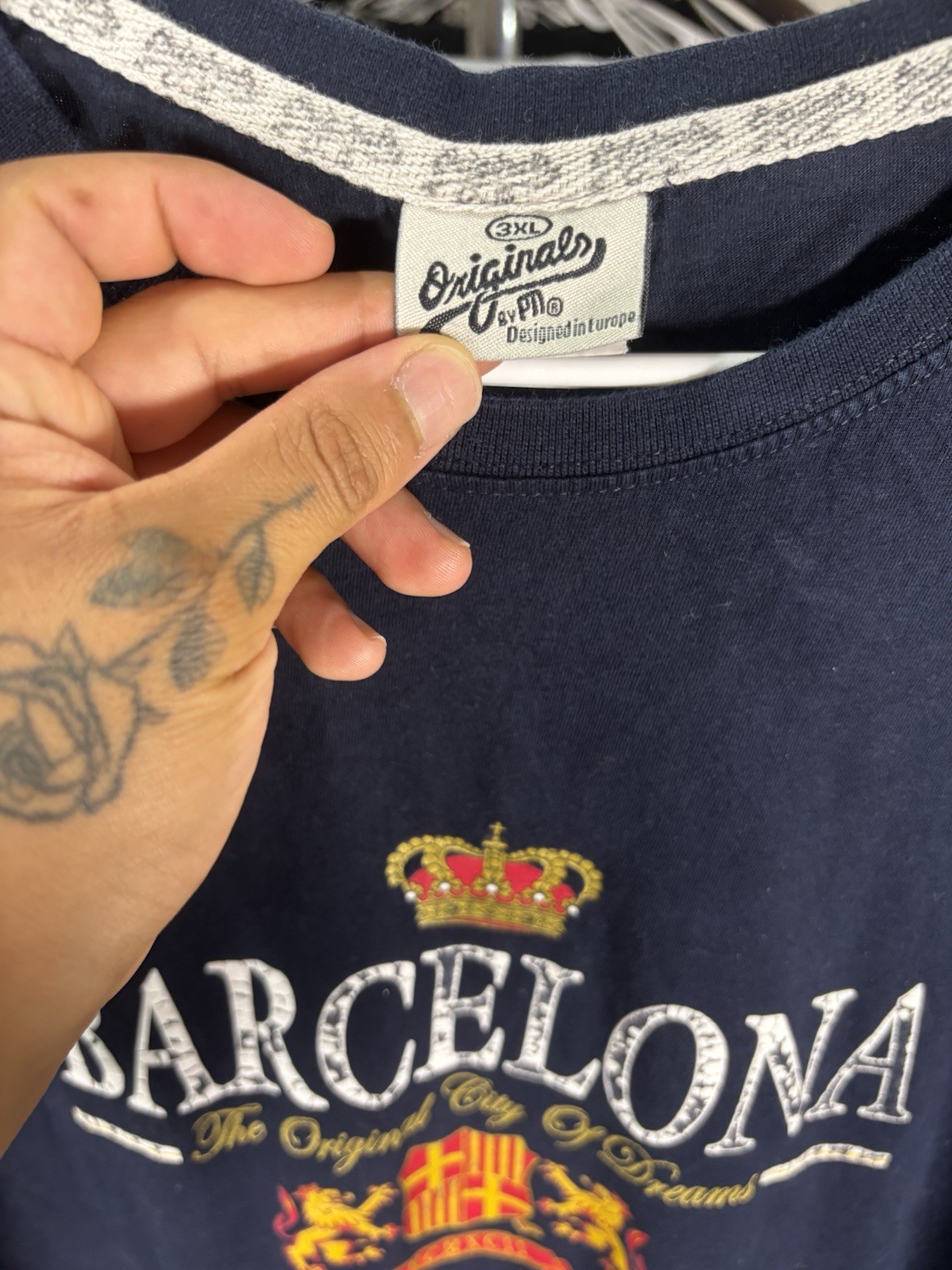 Oxiginals Barcelona Spain Travel Graphic Men's Navy Crew Neck T-Shirt Size 3XL gallery