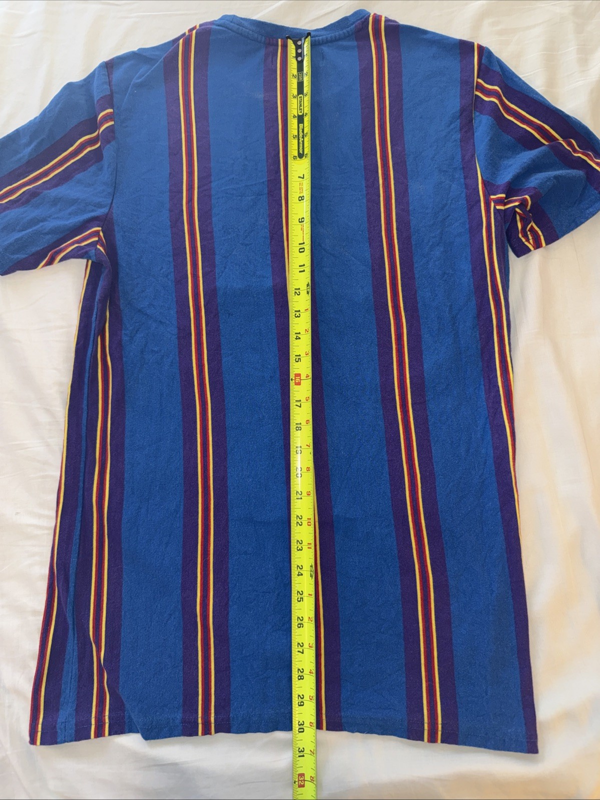 VTG ~ KARL KANI Shirt Mens LARGE Vertical Stripe Embroidered Logo Hip Hop Y2K gallery
