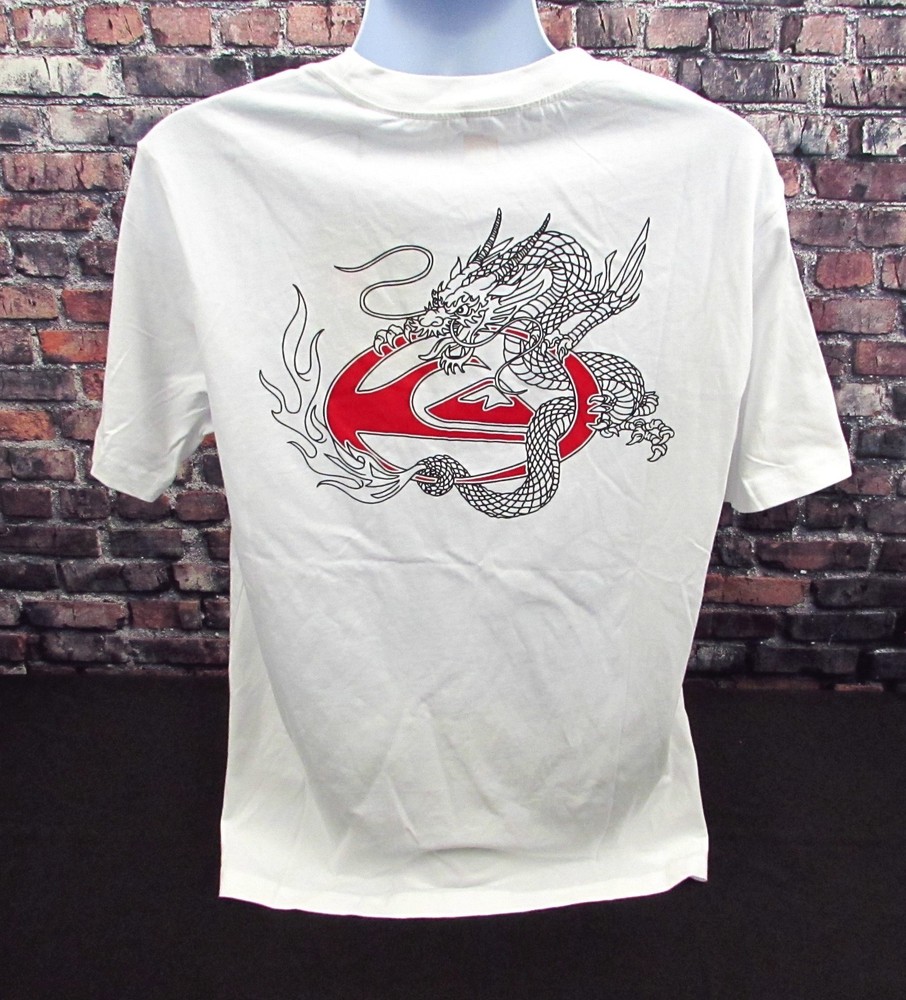 Quiksilver Men’s Large T-Shirt White Cotton Dragon Graphic QS002072Y NWT.