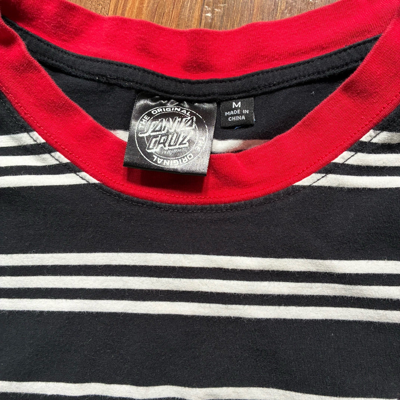 Santa Cruz Striped Ringer T-Shirt Black White Red Embroidered Dot Logo Medium gallery