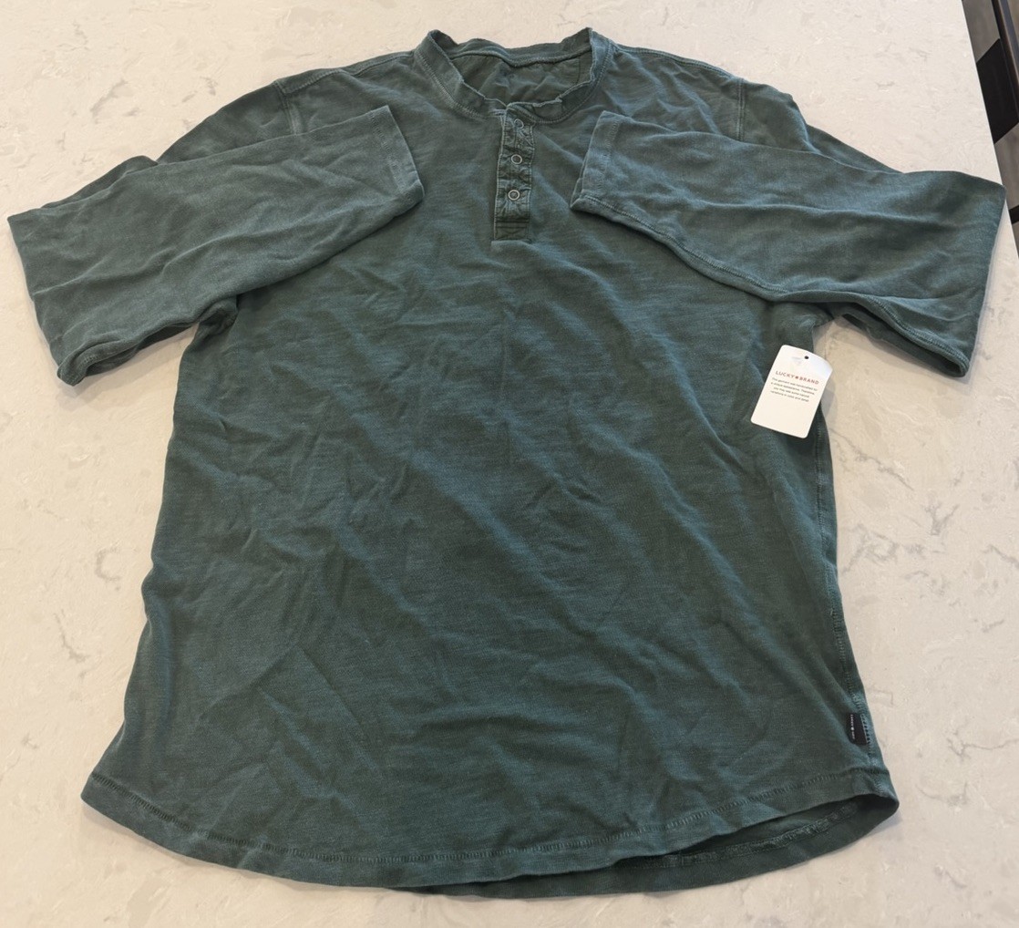 Lucky Brand Men’s Green Long Sleeve Henley NWT Size L gallery