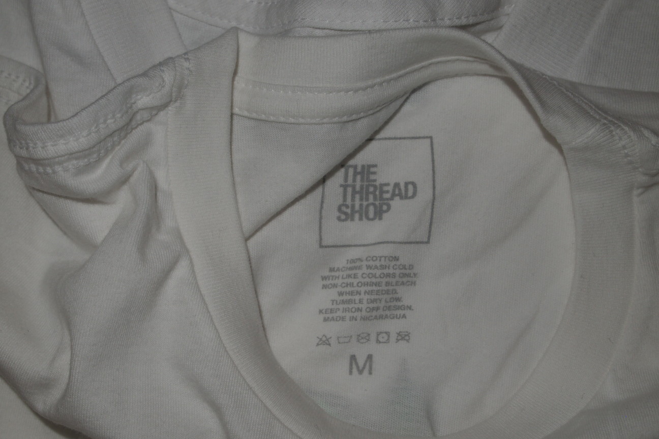 NWOT THE THREAD SHOP JM SHOE BOUQUIET FLOWERS GRAPHIC TSHIRT SIZE MENS MED gallery