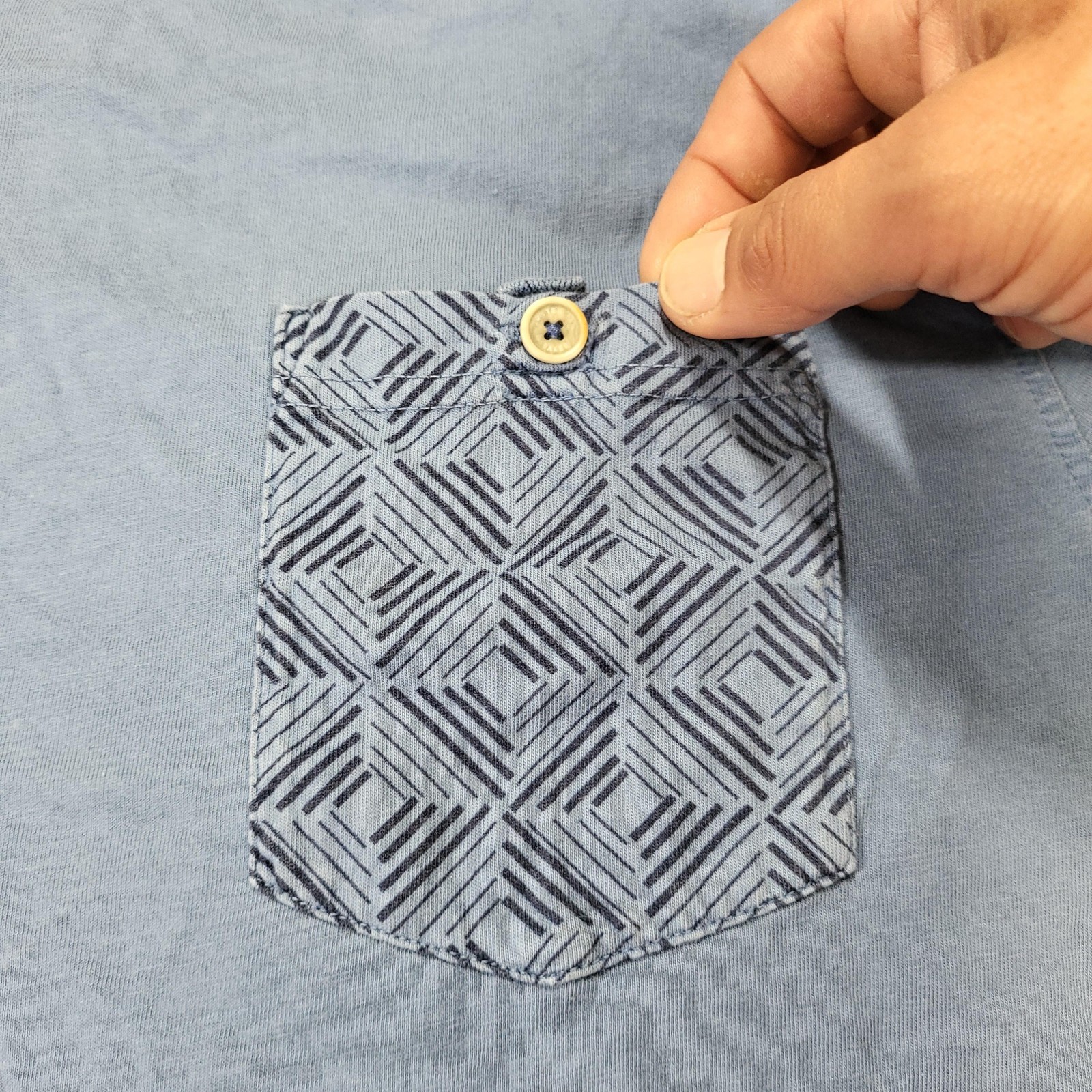 Ted Baker Shirt Mens 4 Blue Geometric Pocket Cotton Short Sleeve London Flaws gallery