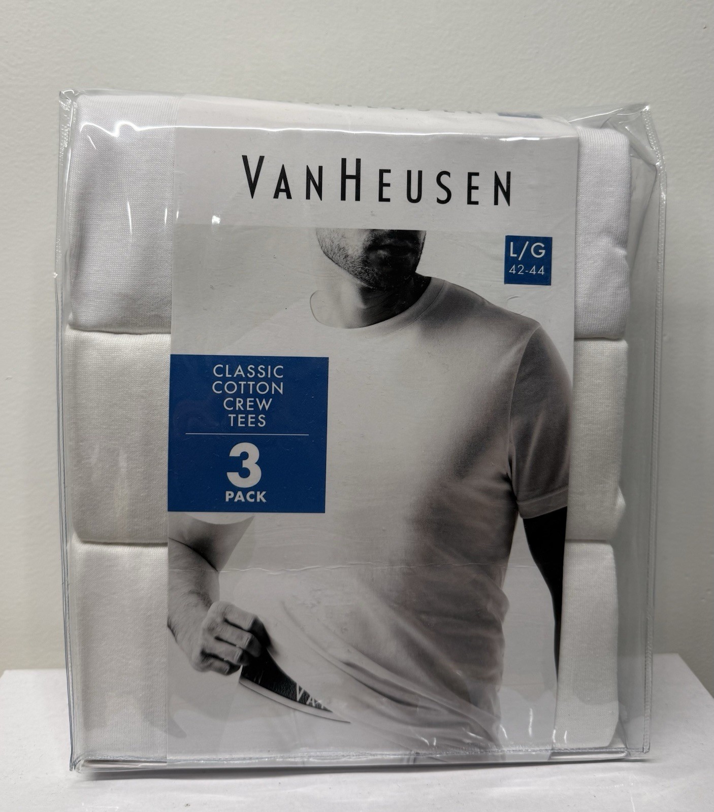Van Heusen Men’s L/G (42-44) Classic Cotton Crew Neck Tees 3 Pack
