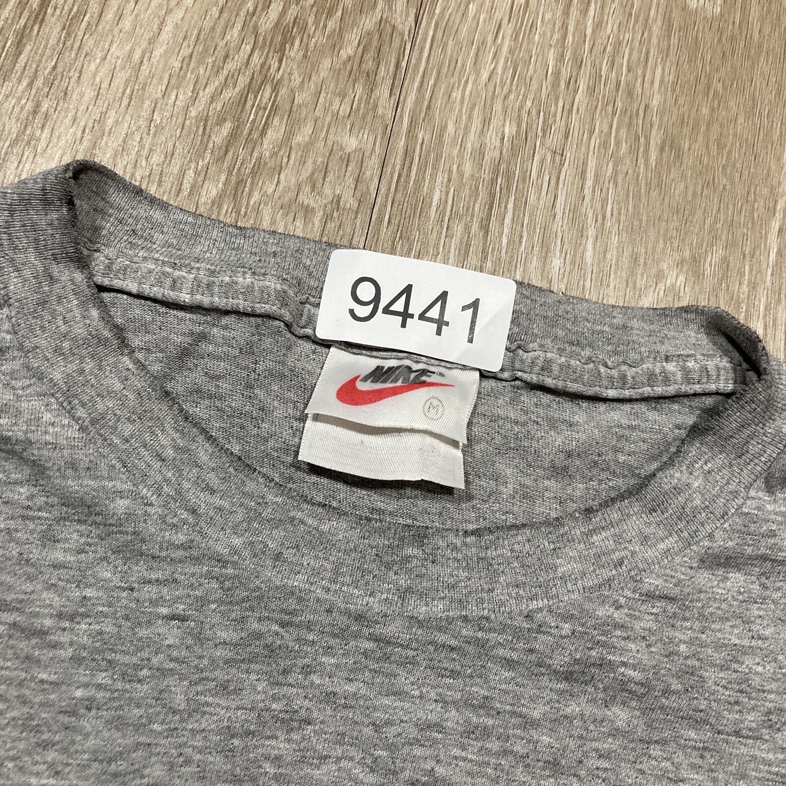 Nike Shirt M 90s 00s Y2k Swoosh Active-wear Athletic Gym Work-out Tee W/Marks gallery