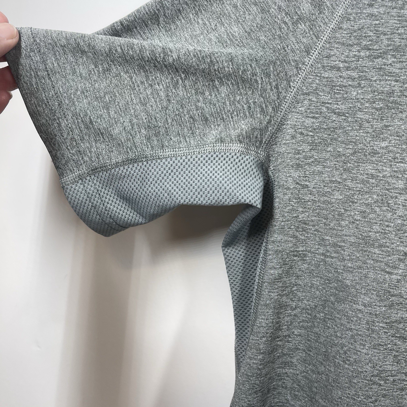 Nike Pro T Shirt Mens S Gray Fitted Center Swoosh Dri Fit Training Gym Sports gallery