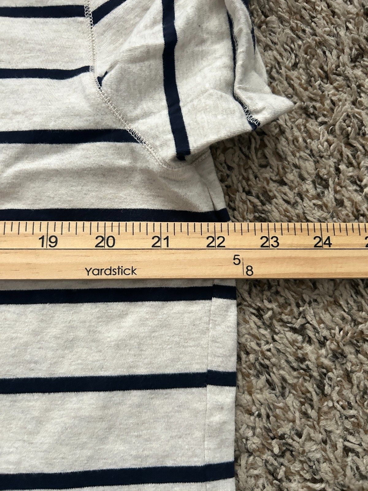 Banana Republic Authentic Tee T Shirt Mens Large Striped 100% Supima Cotton gallery
