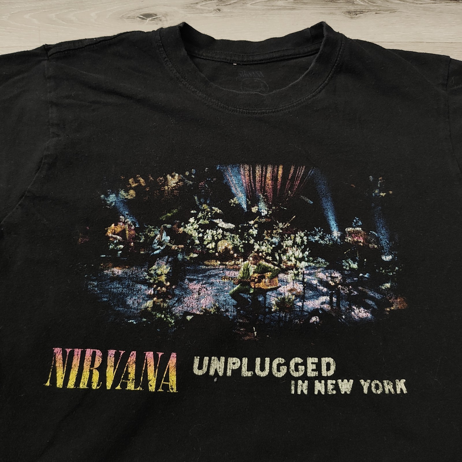 Nirvana Unplugged In New York Shirt MD 18.5” X 27” Black Set List On Back Cobain gallery