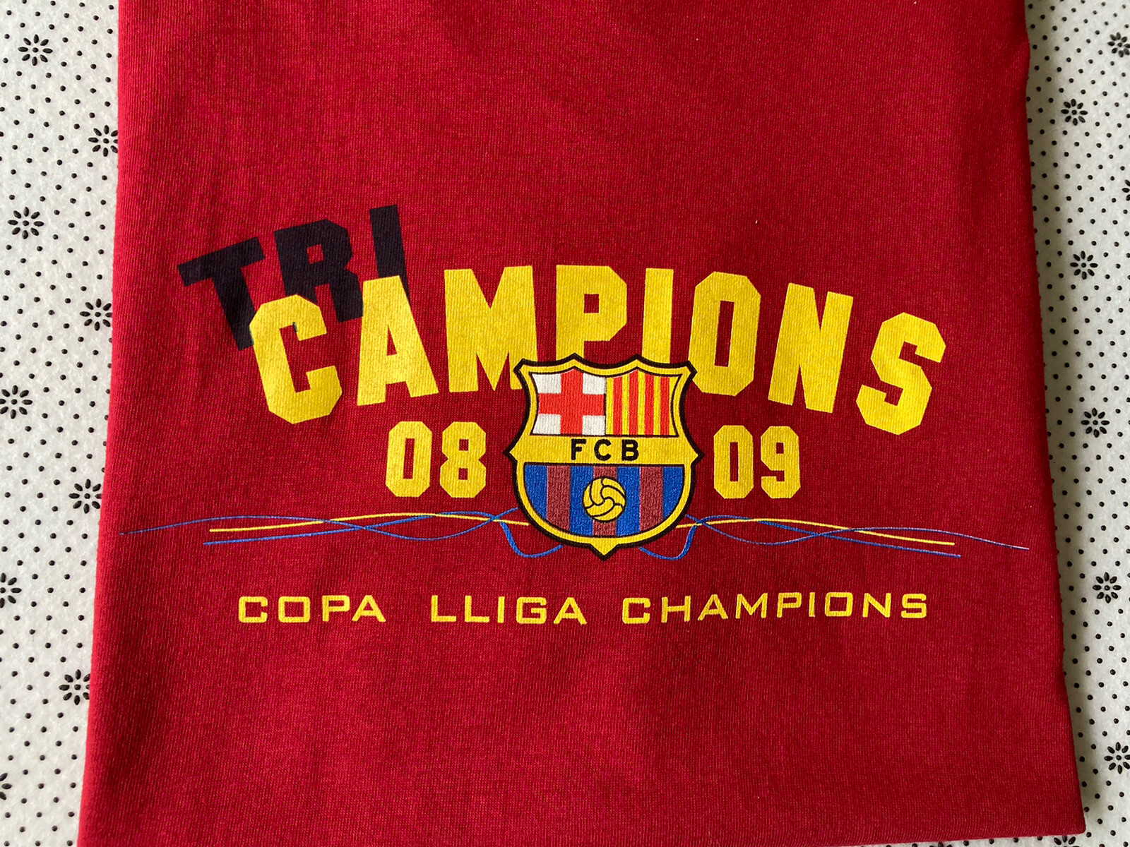 FC Barcelona Tri Campions Red T Shirt Mens XL BNWOT 2008-09 - Treble Champions gallery