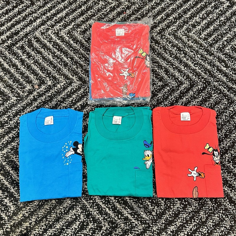 VTG 90’s Disney Mickey/Daffy/Goofy 3 pack of pocket shirts xl new DEADSTOCK