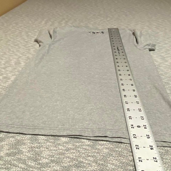 True Religion gray t-shirt short sleeves Size M. SKU-A417 #denim gallery