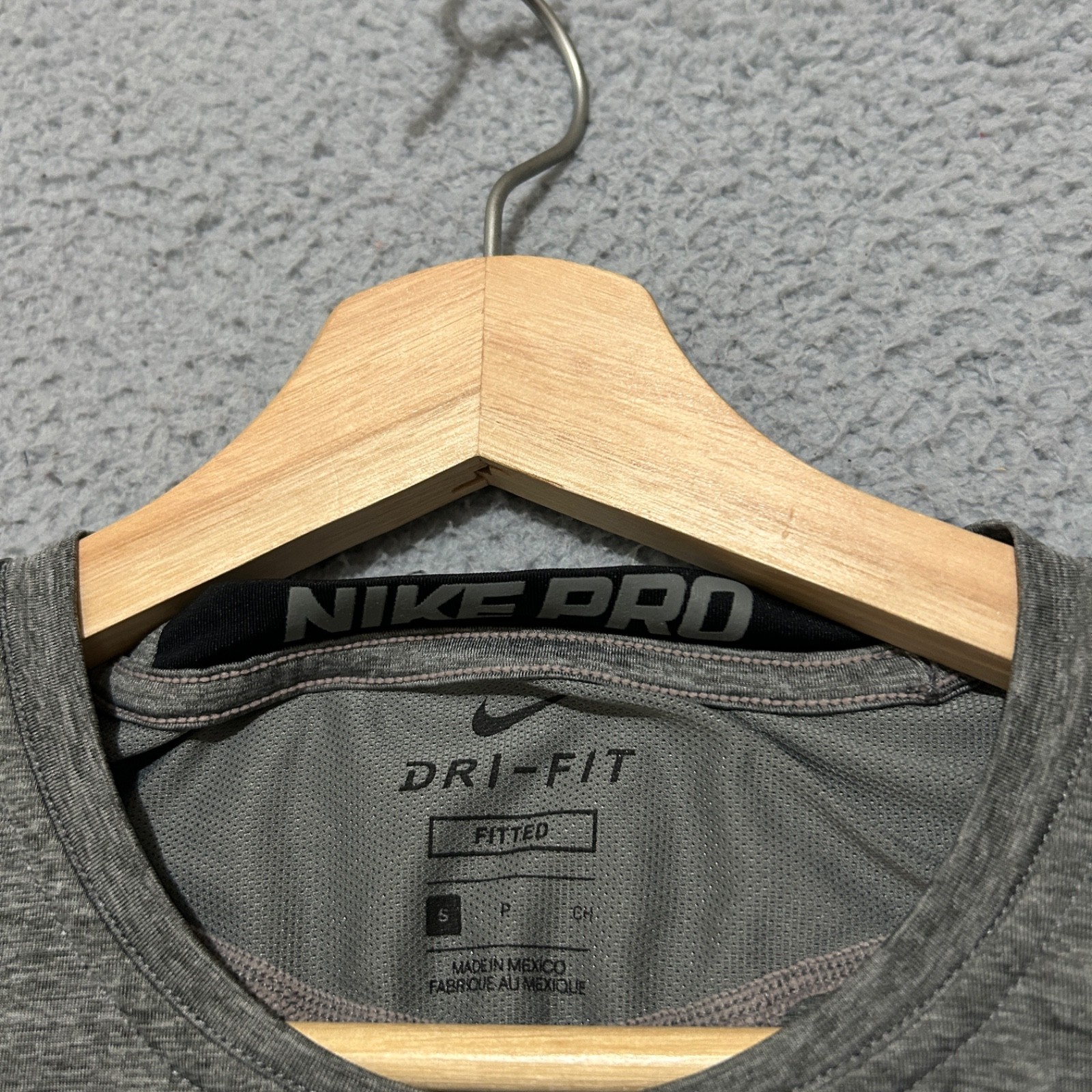 Nike Pro Shirt Men Small Gray Short Sleeve Stretch Fitted Dri-Fit gallery