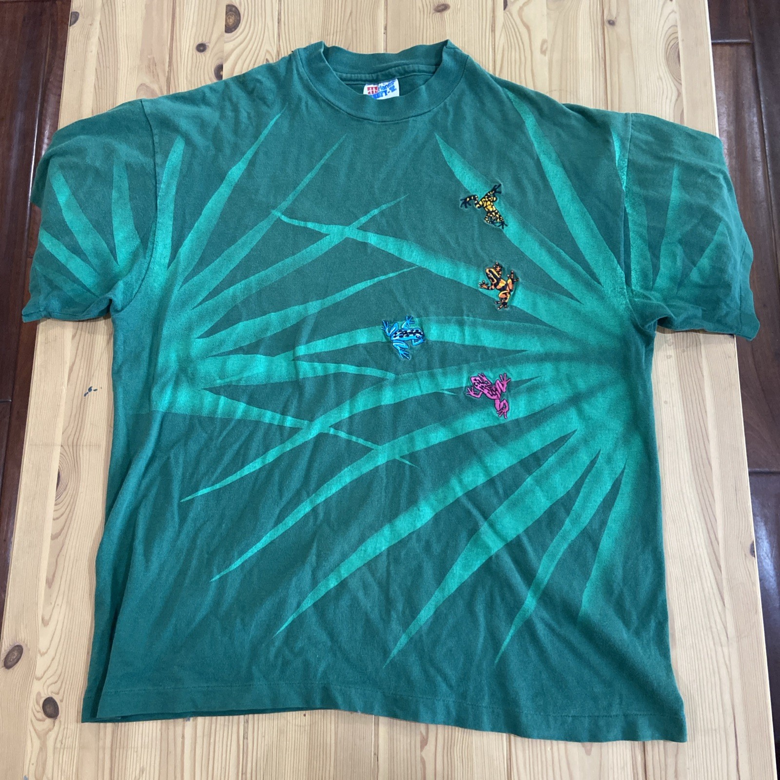 Vintage Hanes Beefy Green Poison Dart Frog Nature T Shirt L Single Stitch Vtg gallery