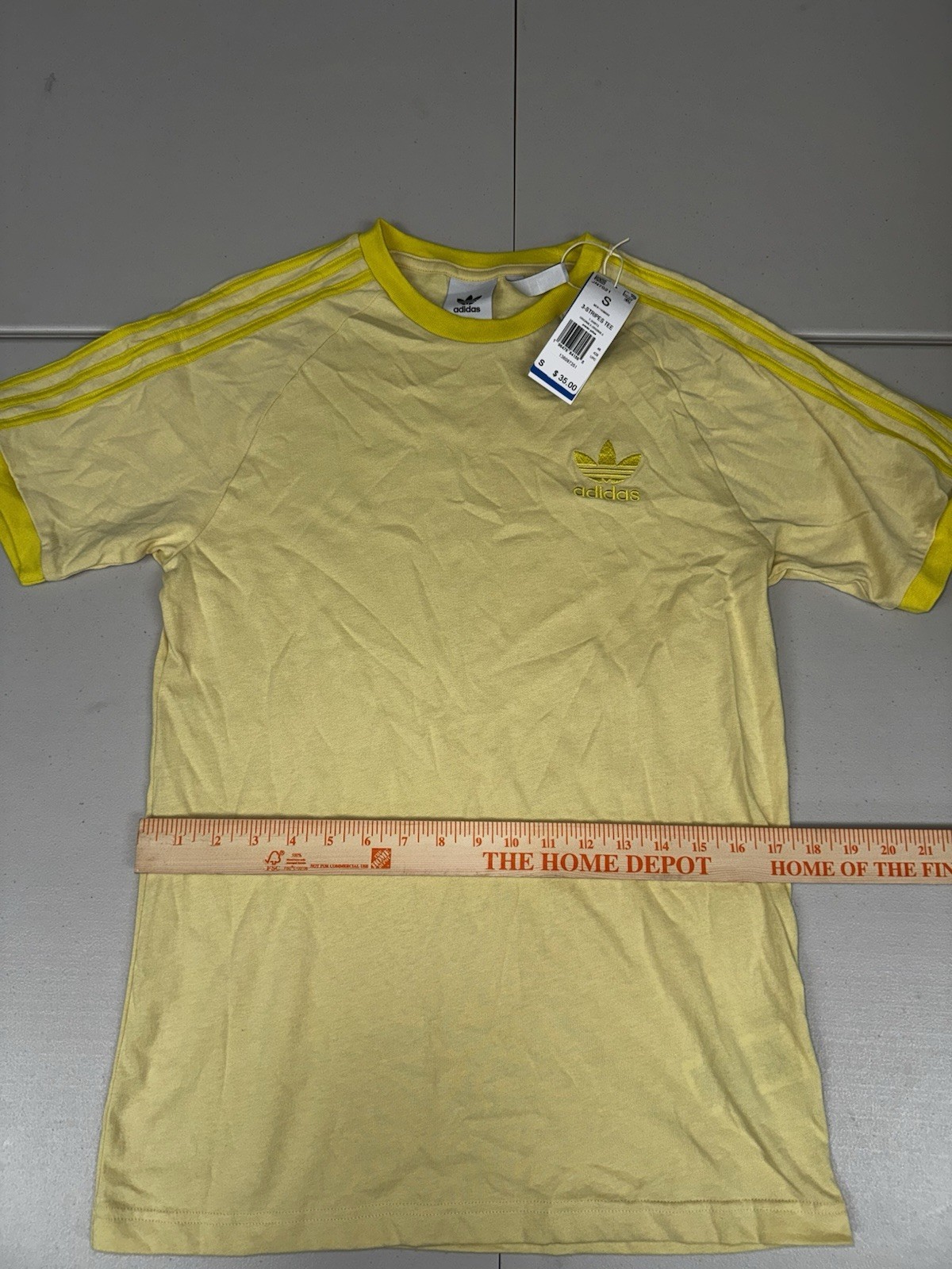 ADIDAS 3-Stripes California Tee Originals Powder Yellow JN7021 Pick Size NWT gallery