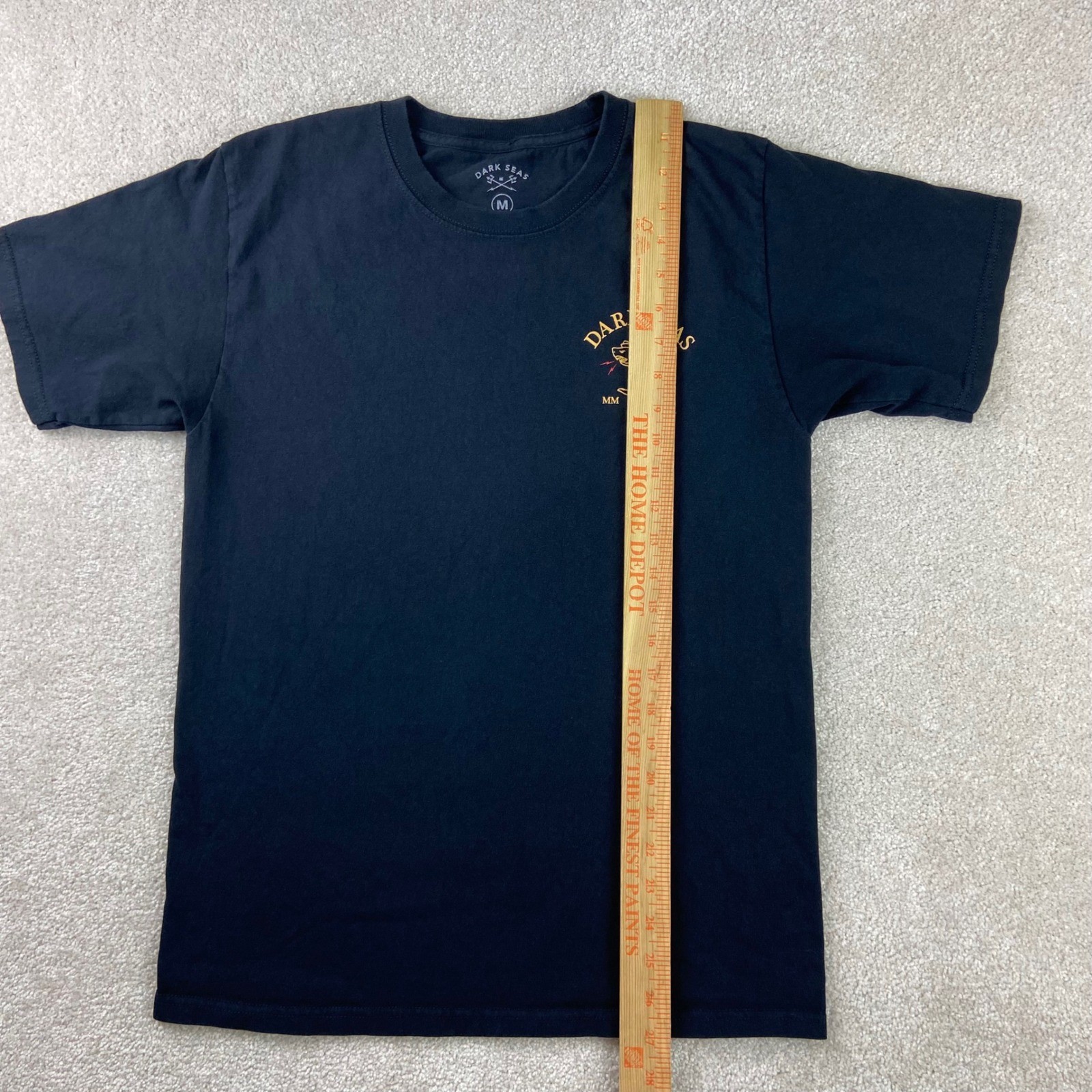 Dark Seas T-Shirt Mens Medium Black Shark Captain Graphic Short Sleeve Tee MMIX gallery