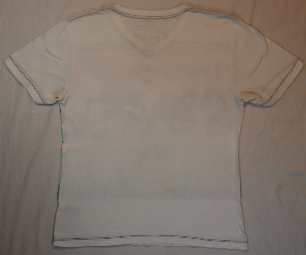 Marc Ecko Cut Size L Designer Shirt V-Neck NYC New York Paradise City Bridge gallery