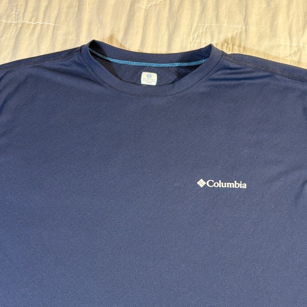 Columbia Navy Omni-Freeze Zero Performance Shirt Men's Large Cooling Tee gallery