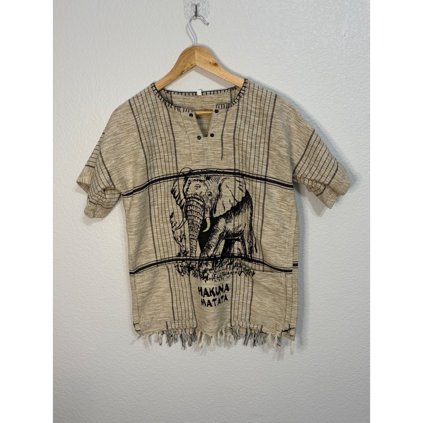 Vintage Hakuna Matata Elephant Graphic Tunic Top Tan Plaid FringeBoho Mens Small gallery