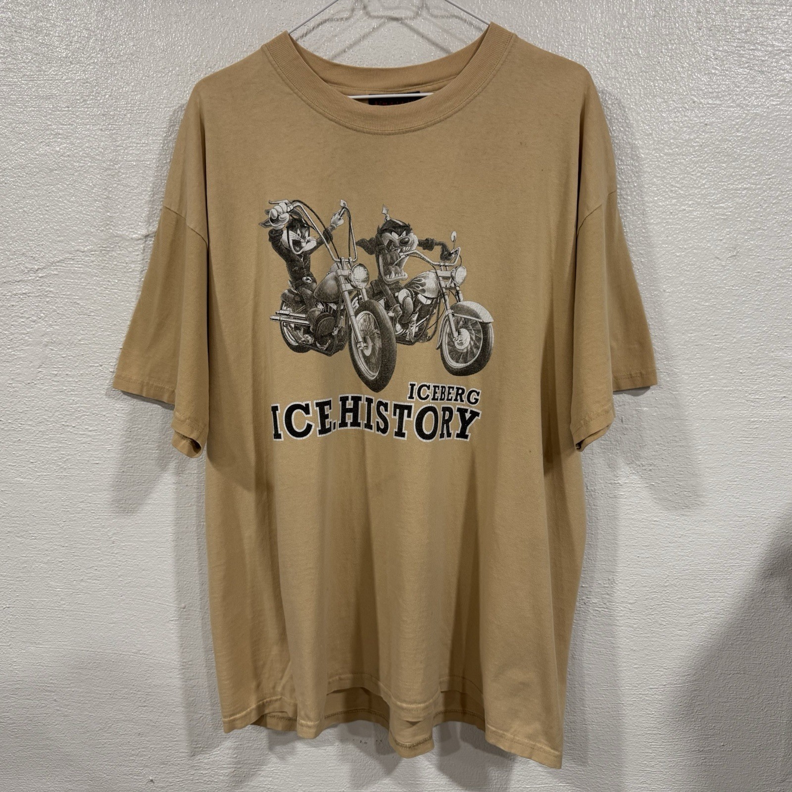 Vintage 90s Iceberg Jeans History Looney Tunes Cartoon Motorcycle T-Shirt XL