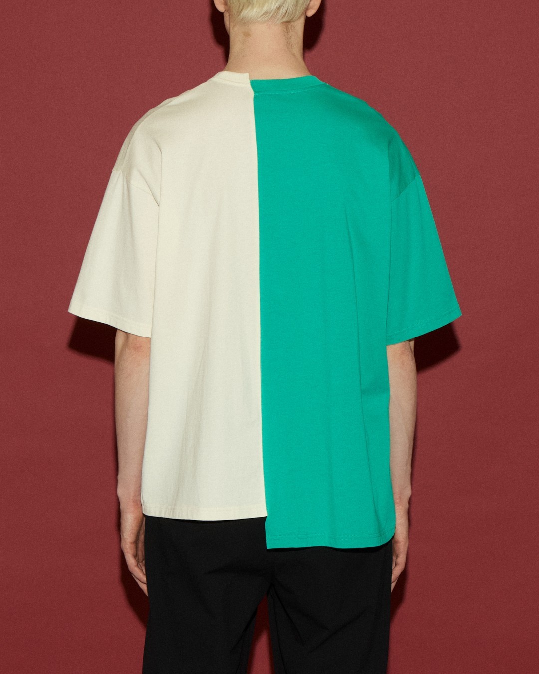 UNISEX ONITSUKA TIGER GRAPHIC T-SHIRT GREEN/BEIGE, SZ L gallery