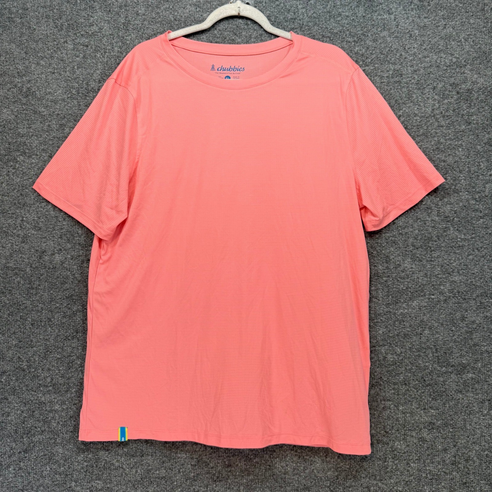 Chubbies Tshirt Mens XL Pink Performance Microstripe Short Sleeve Active Top gallery