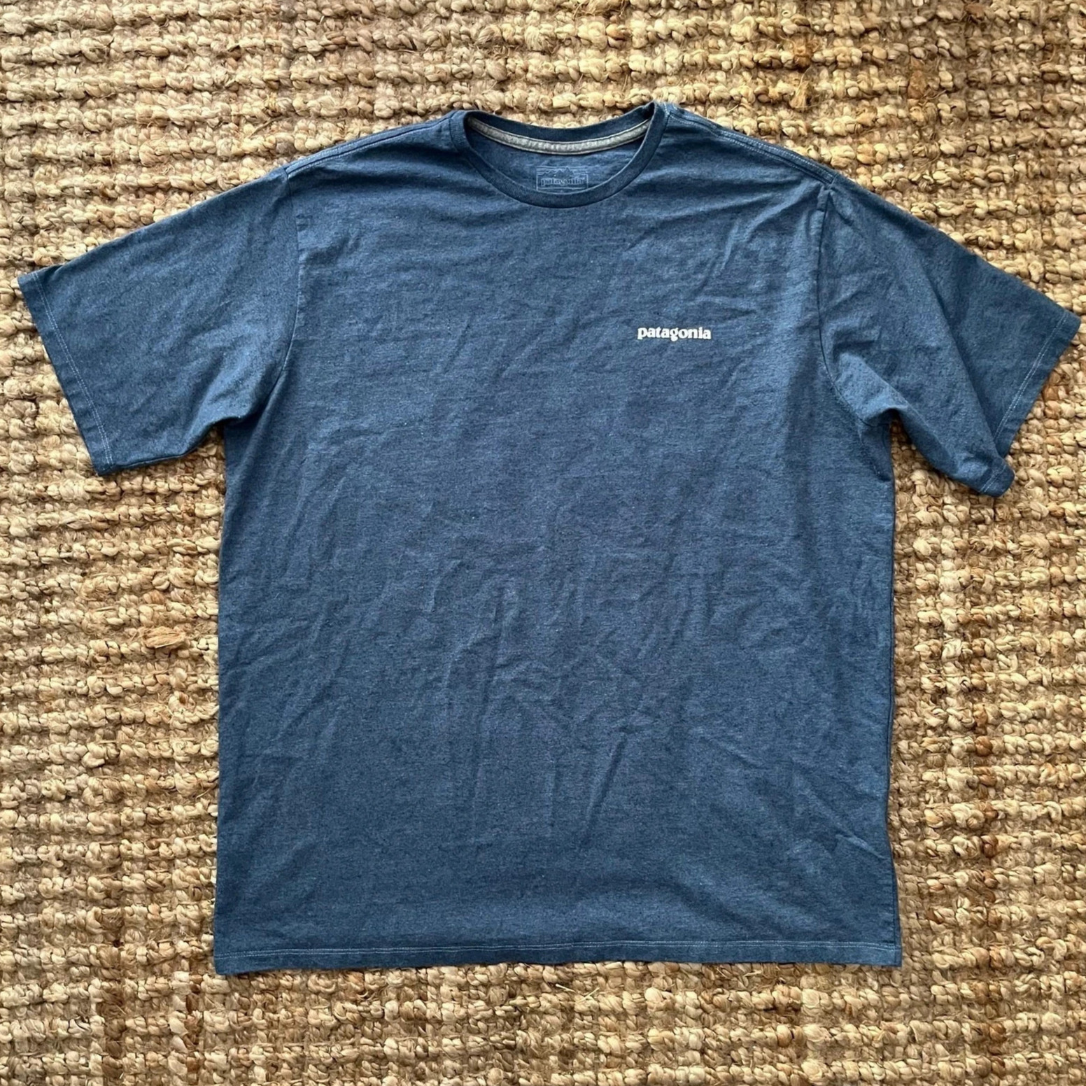 Patagonia T Shirt Mens Large Blue ResponsibiliTee Pocket Back Logo Graphic gallery