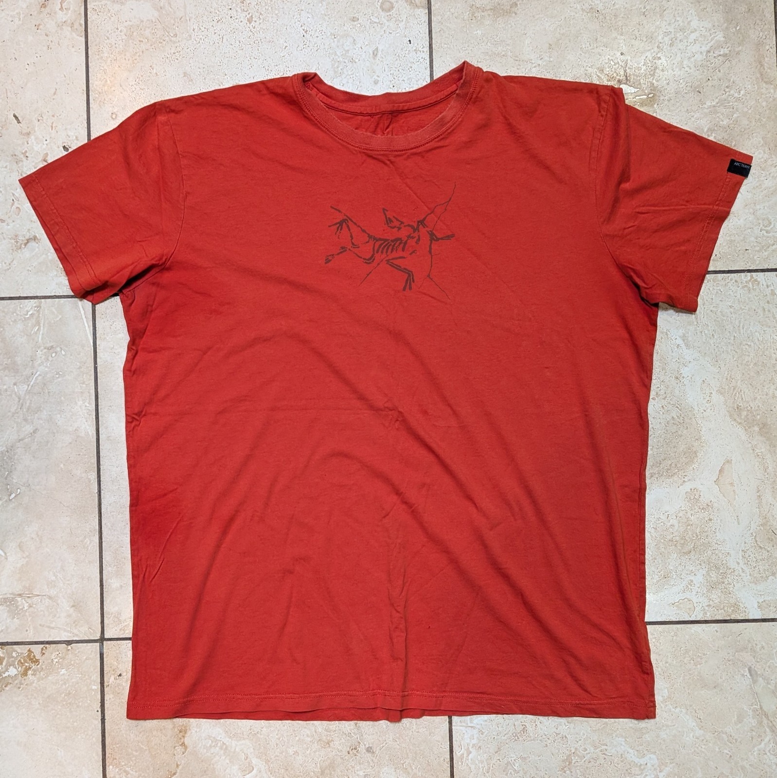 (6) Arc'teryx Men's XXL Short Sleeve T-Shirts gallery
