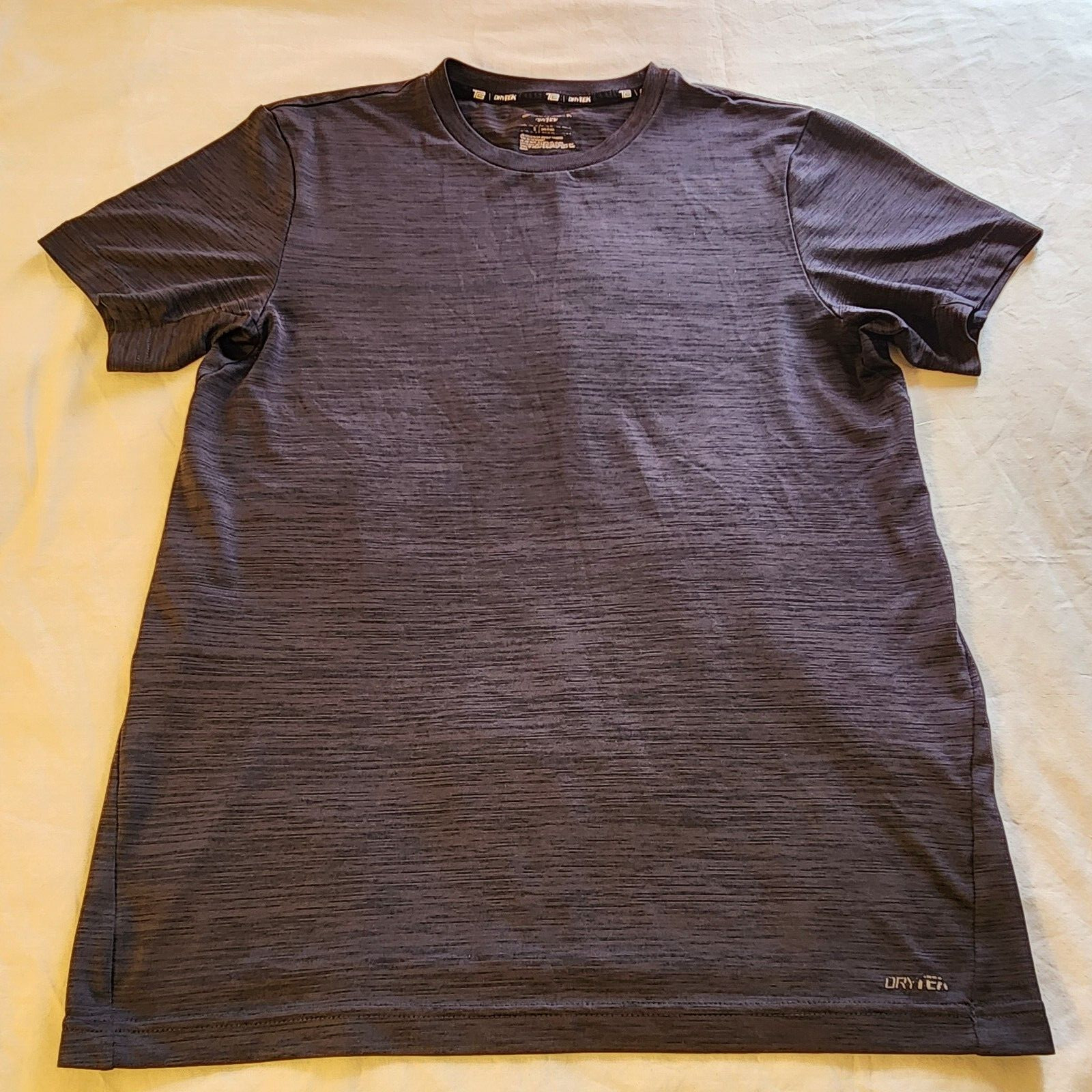 Mens Tek Gear T-Shirt Size Small DryTek Charcoal Gray Crew S/S gallery