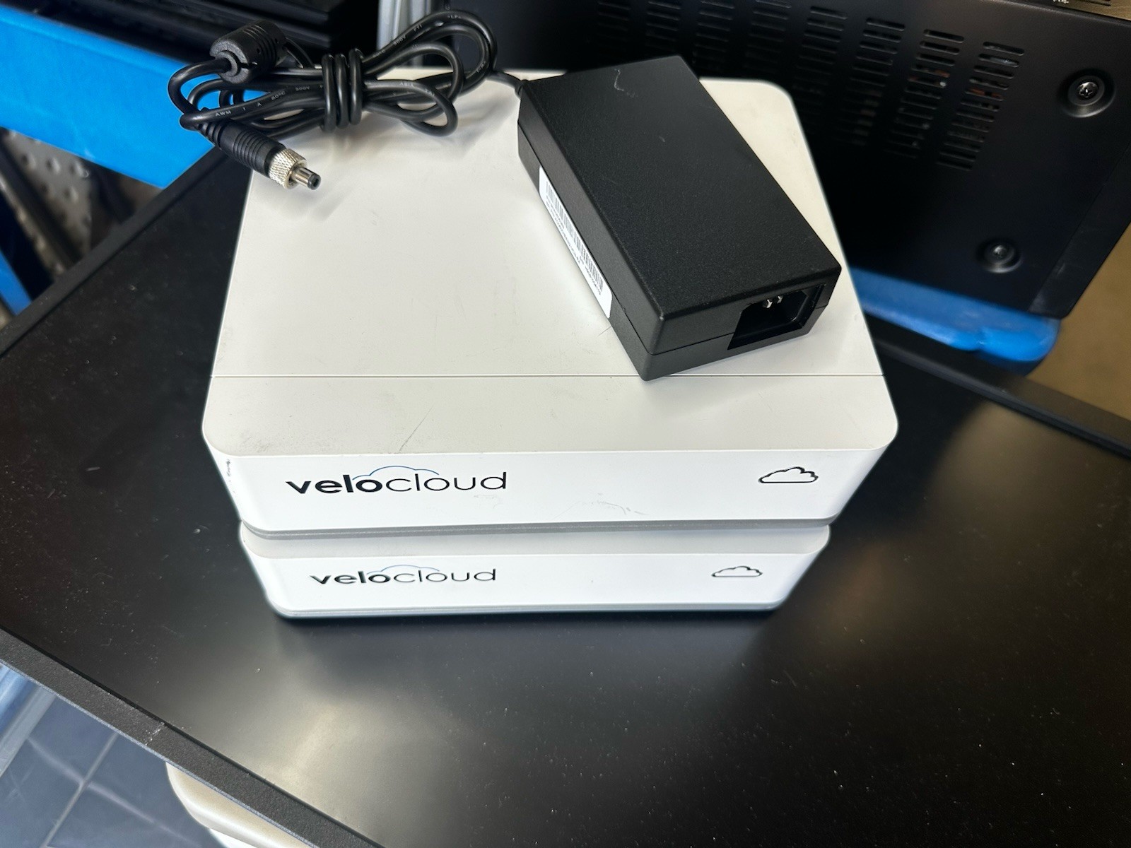 velocloud edge 5×0 Qty X 2 Complete With 2 Power Adapters And Cable