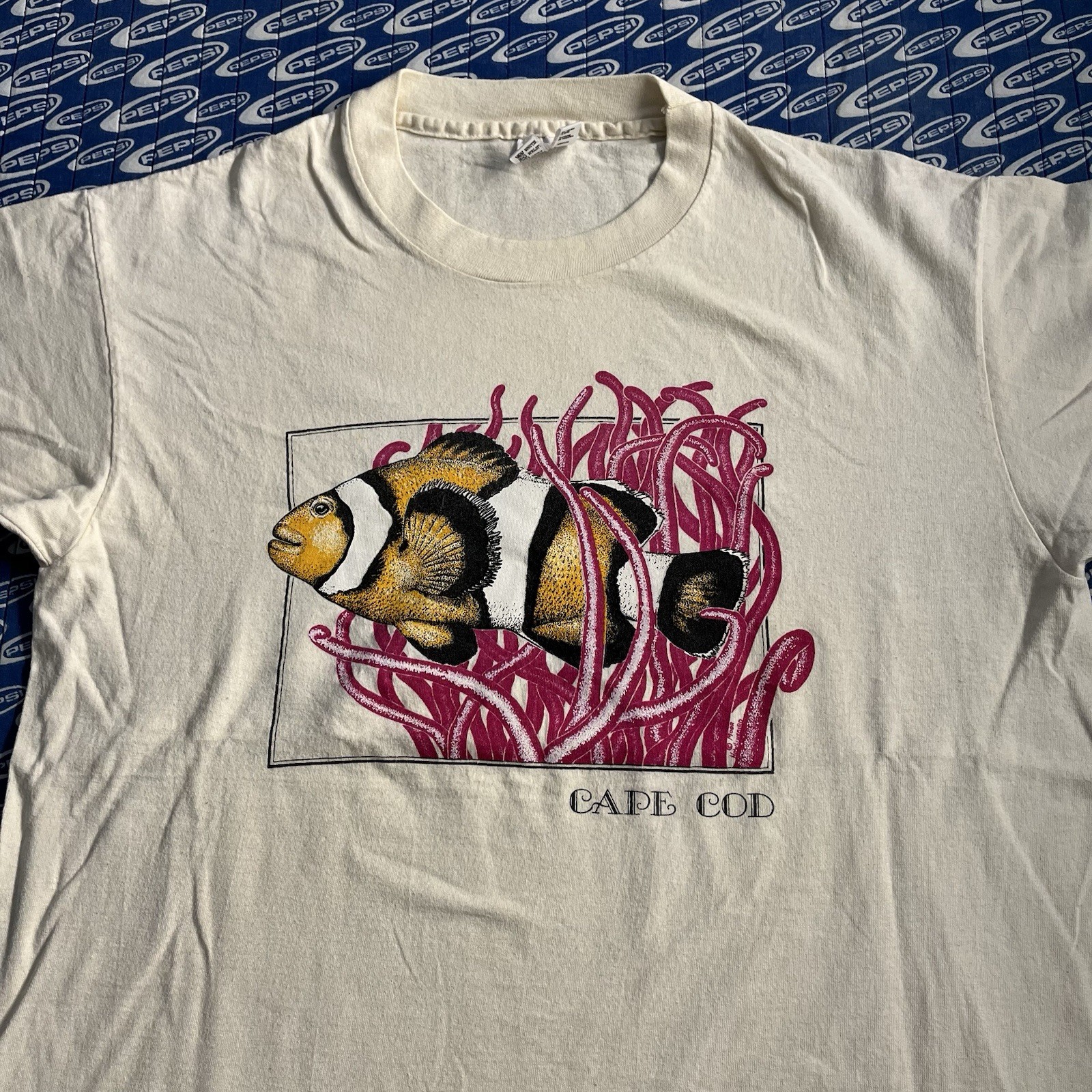 Vintage 90s Cape Cod Ocean Aquatic Clown Fish T Shirt White Size Large Men’s gallery