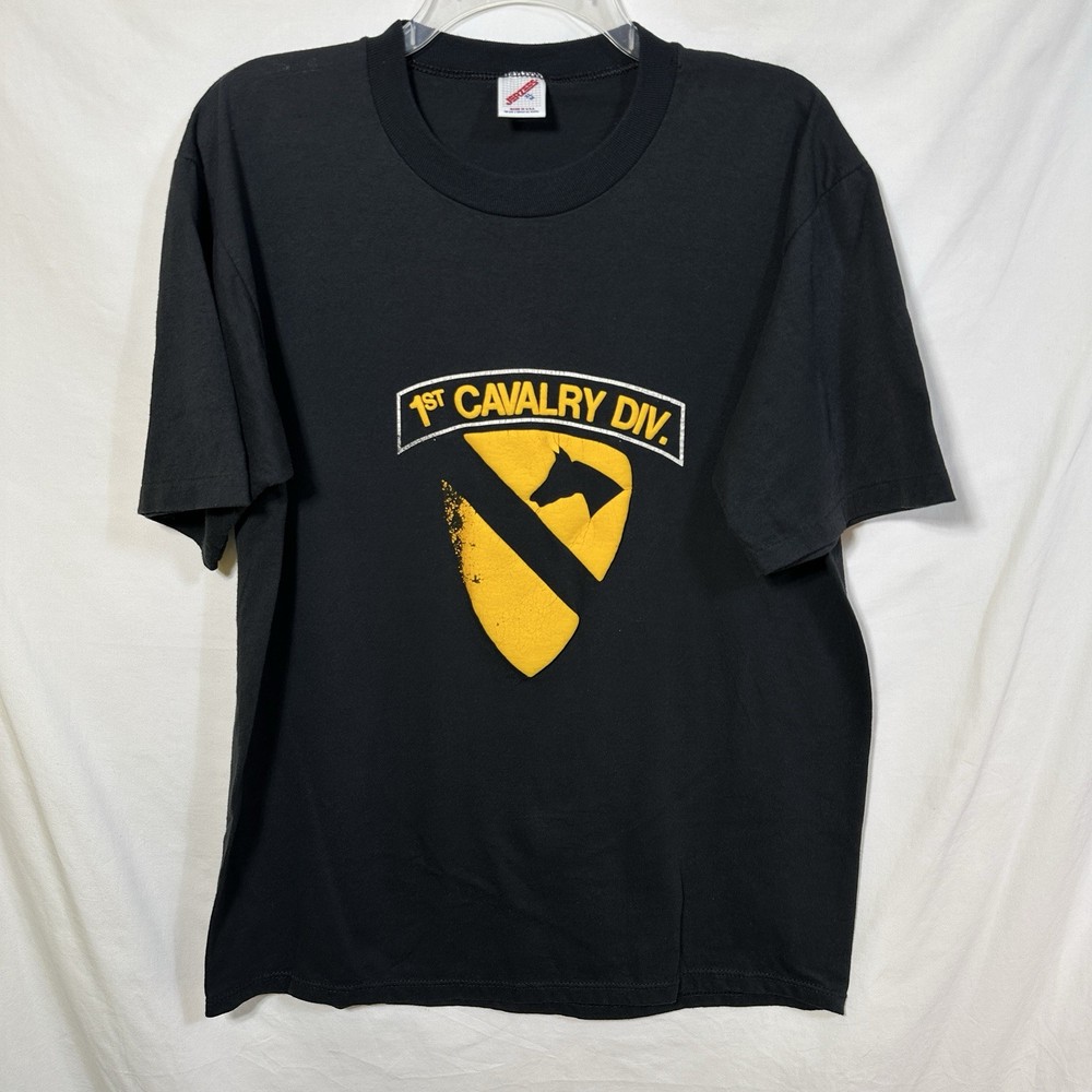 Vintage Single Stitch 1st Cavalry Division XL Jerzees T-Shirt USA Made Army Tee