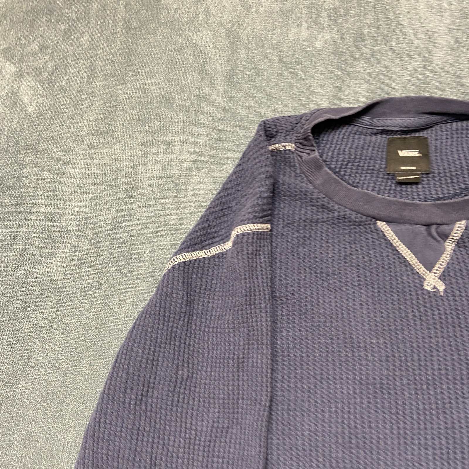 Vans Shirt Mens Medium Navy Blue Waffle-Knit Long Sleeve Round Neck Thermal Tee gallery