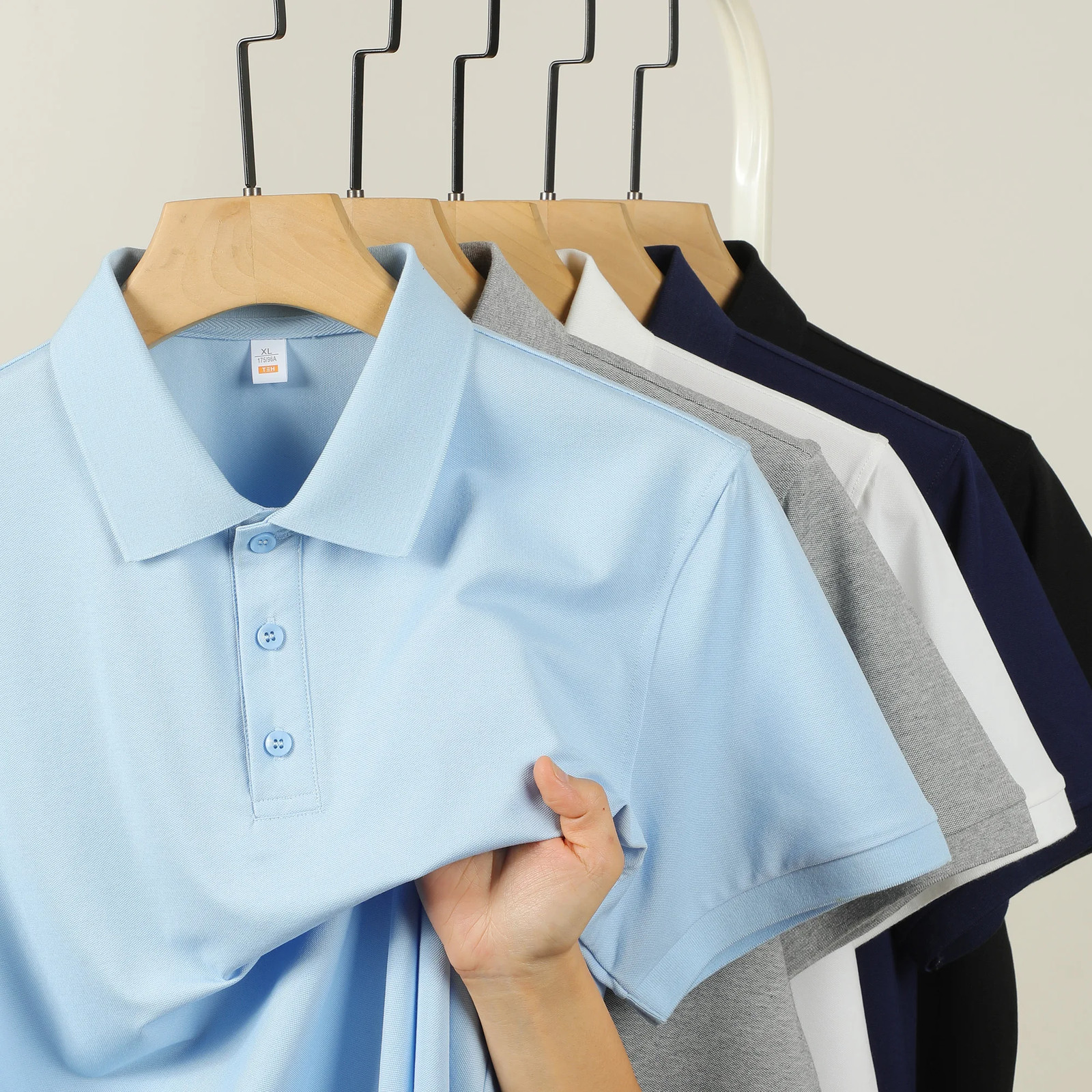 New men's casual pure-color POLO shirt, suitable for daily commuting, featur gallery