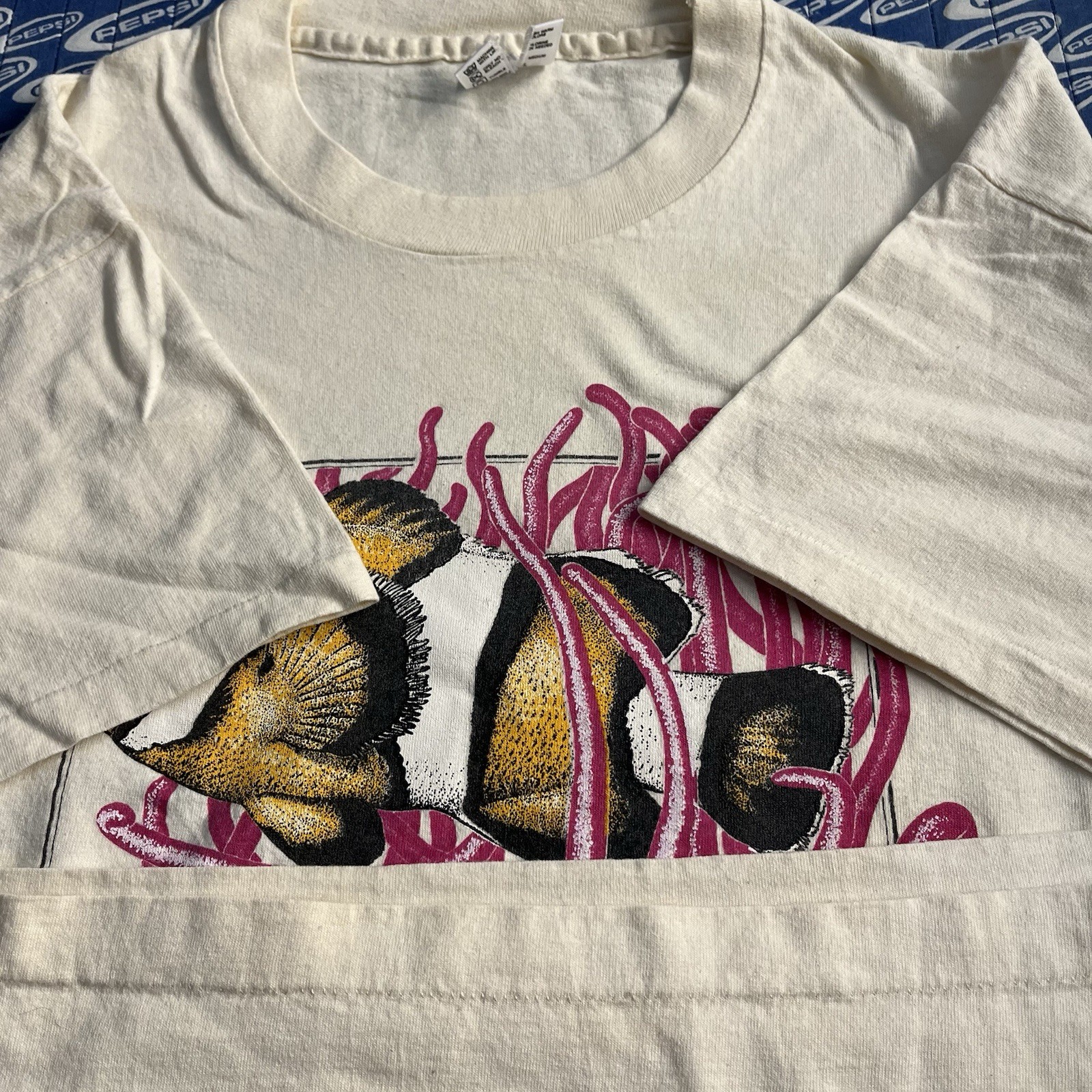 Vintage 90s Cape Cod Ocean Aquatic Clown Fish T Shirt White Size Large Men’s gallery