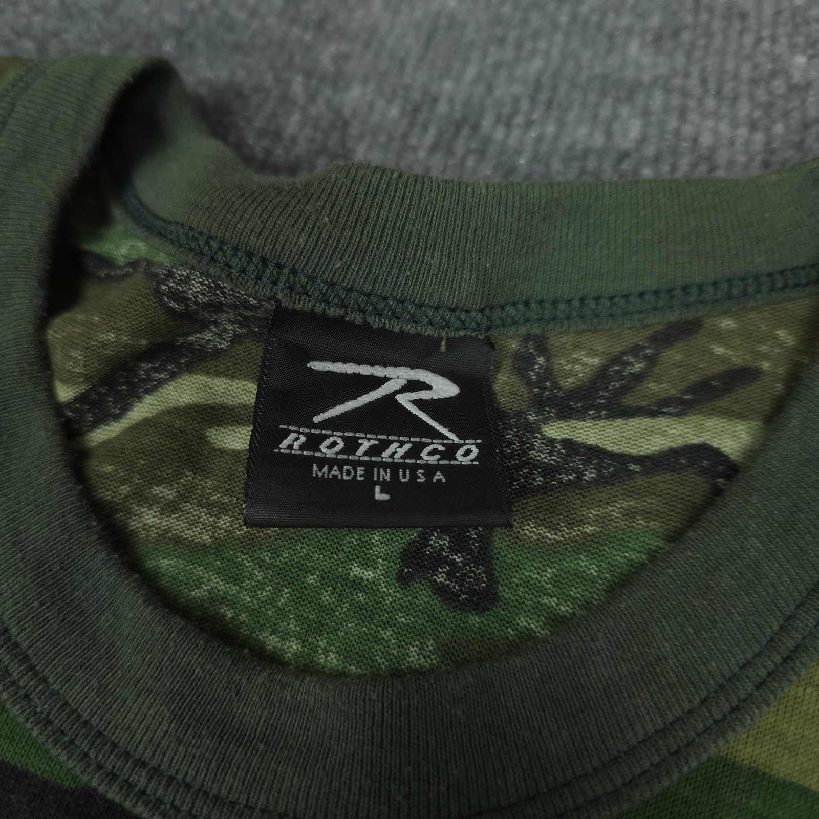 VTG Rothco Shirt Mens Large Green Woodland Camo Crewneck Military Made USA Tee gallery