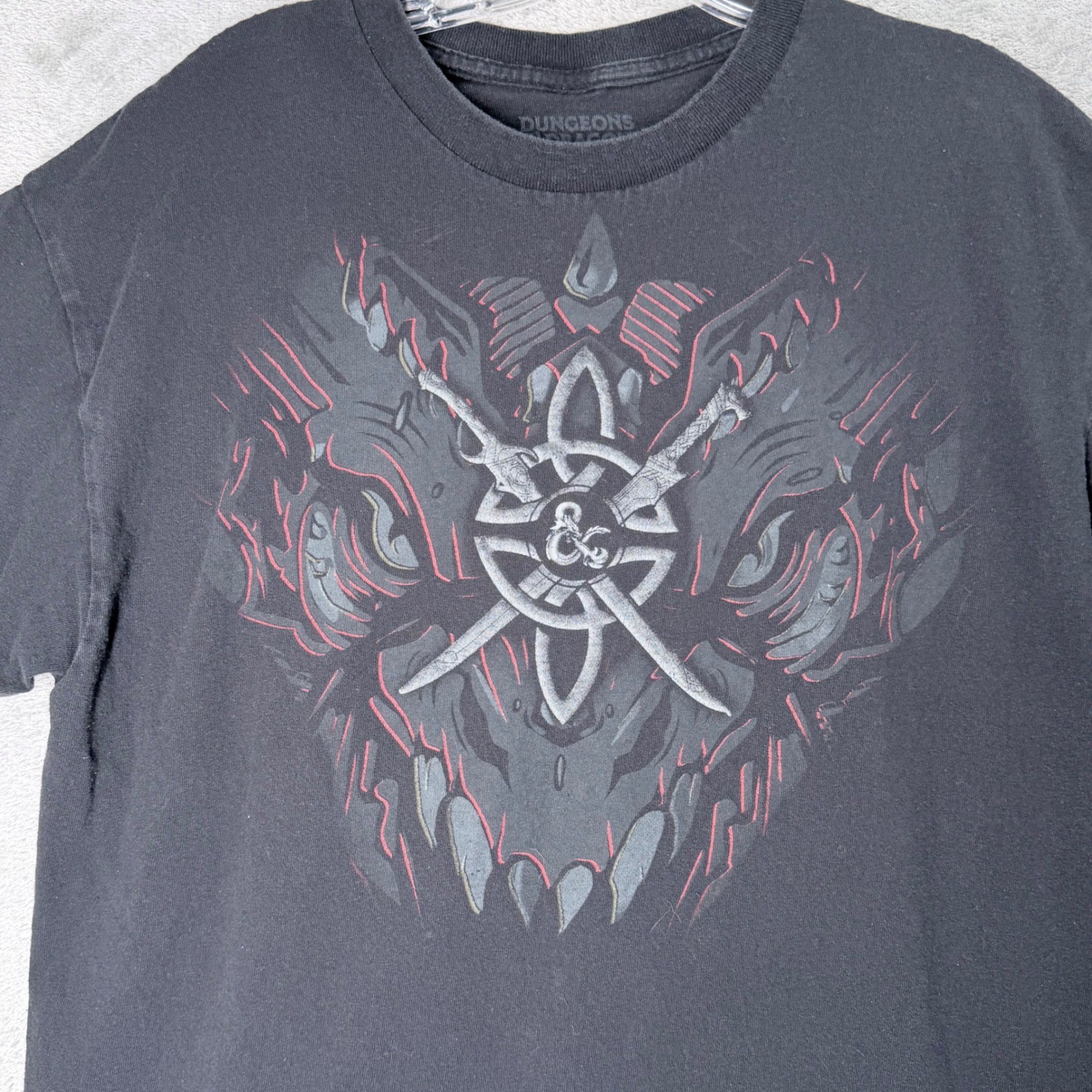 Dungeons & Dragons T-Shirt Mens Large Black Graphic Tee Dragon Sword Geeknet gallery