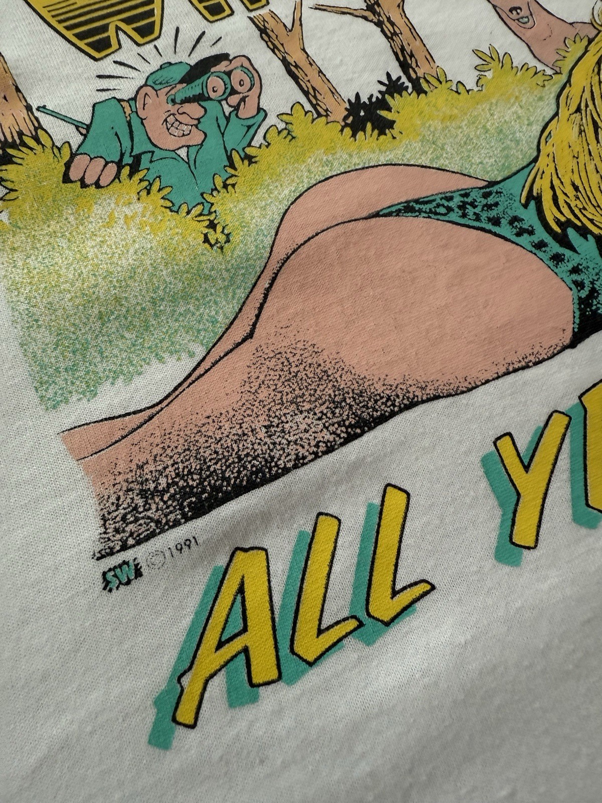 VINTAGE I HUNT WHITE TAIL ALL YEAR LONG T-SHIRT 1991 PARODY HUNTING DEER FUNNY gallery