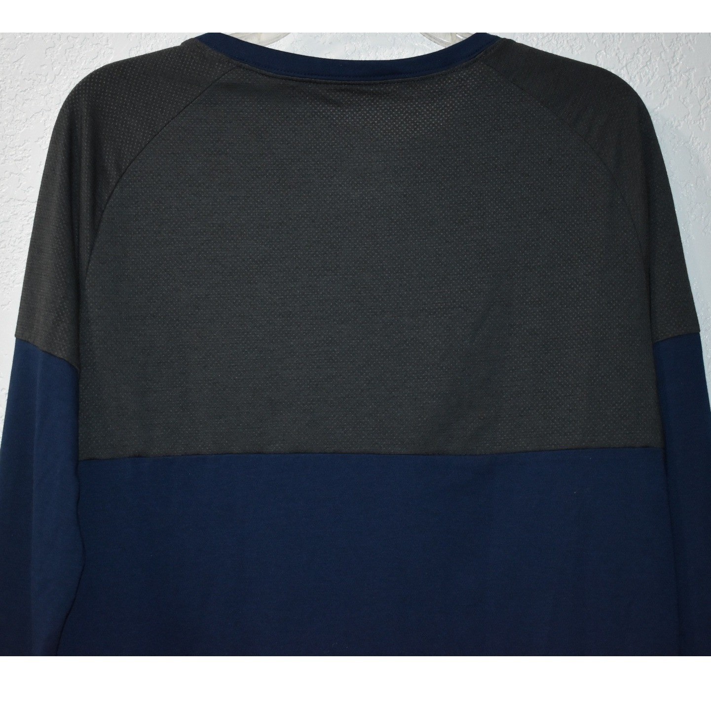 Nike Dri-FIT Michigan Wolverines Hail Go Blue Long Sleeve Shirt Mens Medium Navy gallery
