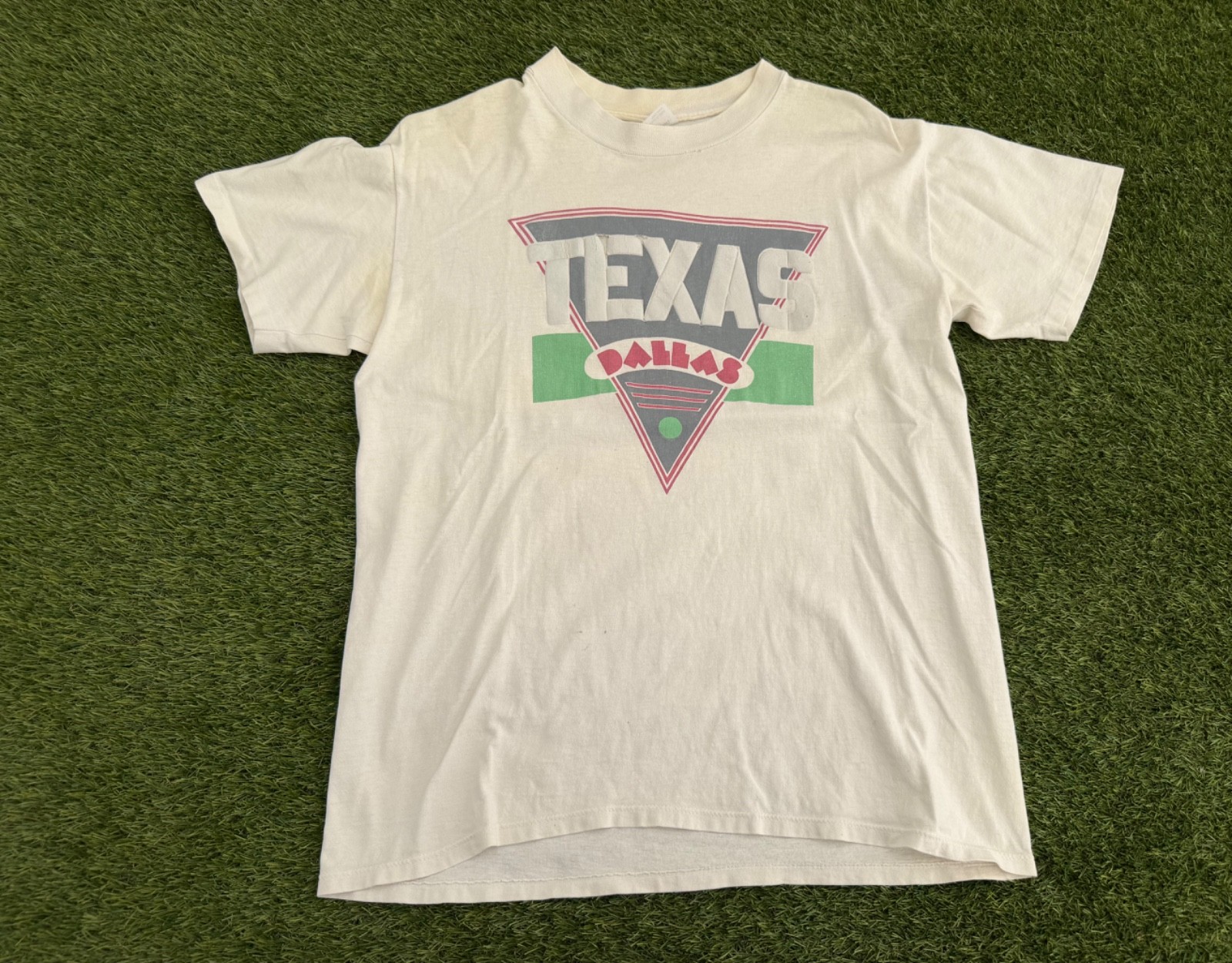Vintage 80s Dallas Texas Distressed Men's Large White Stedman T-shirt Tee gallery