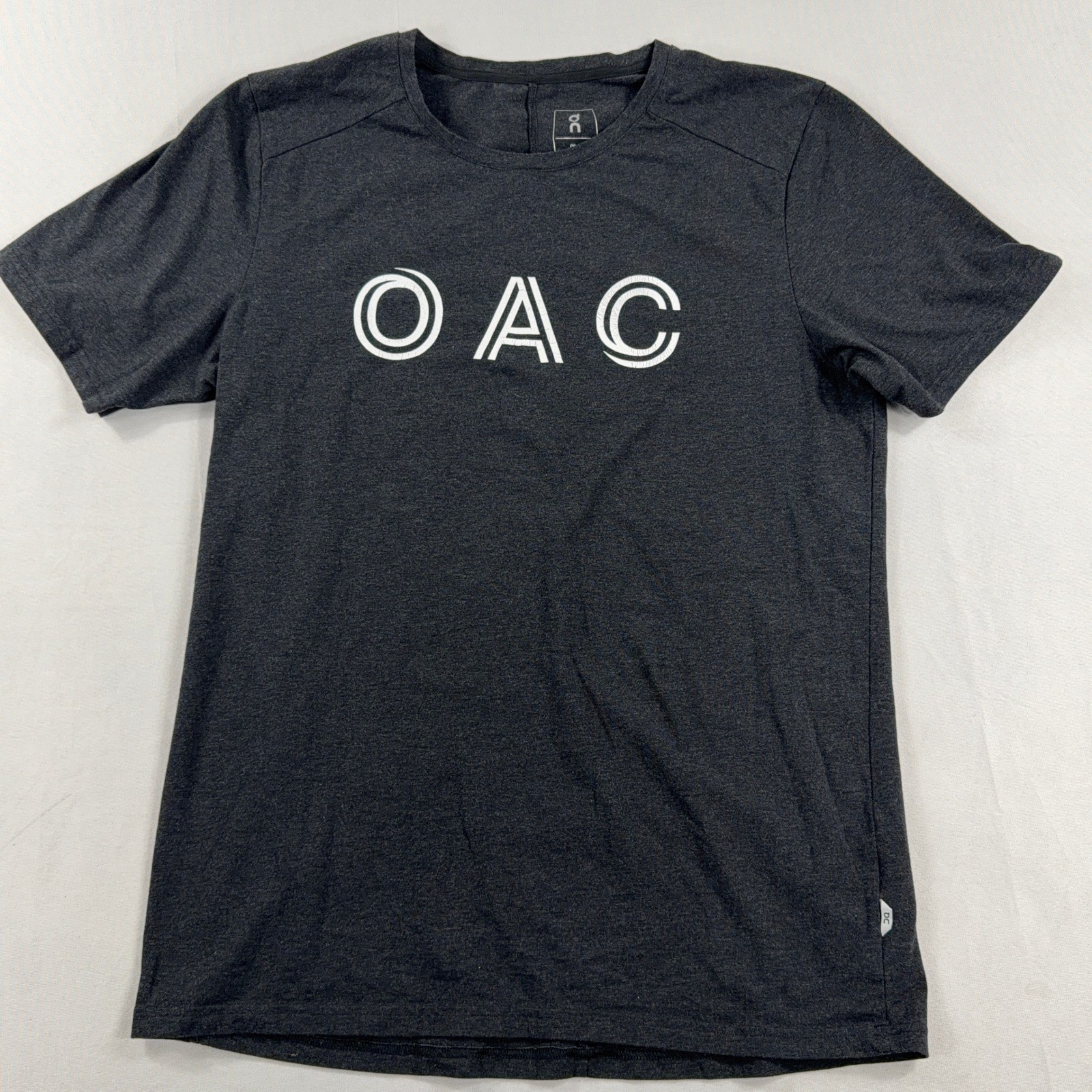 On Running On-T OAC Graphic Short Sleeve Training Shirt Dark Gray Mens XL