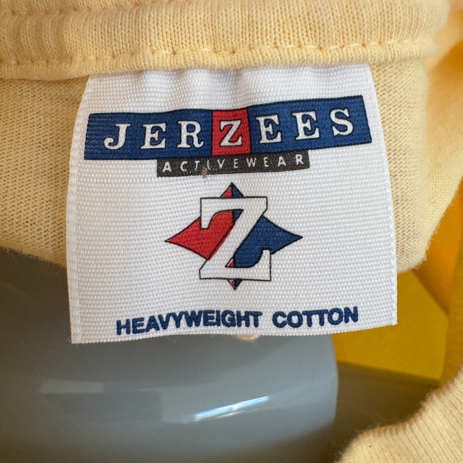 Jerzees Sea Life Graphic T Shirt Yellow Heavyweight Cotton Men’s L gallery