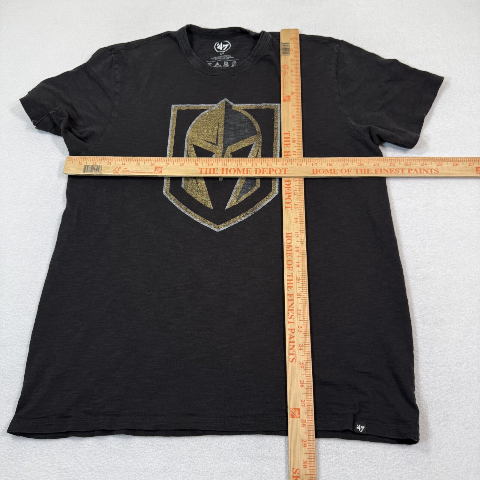 47 Golden Knights Shirt Men Large Black Logo Graphic Hockey NHL Crewneck gallery