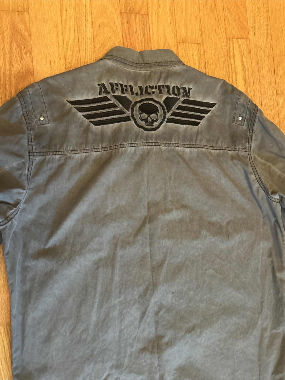 Affliction Black Premium Skull Embroidered Button Up Gray Long Sleeve Shirt Lg gallery