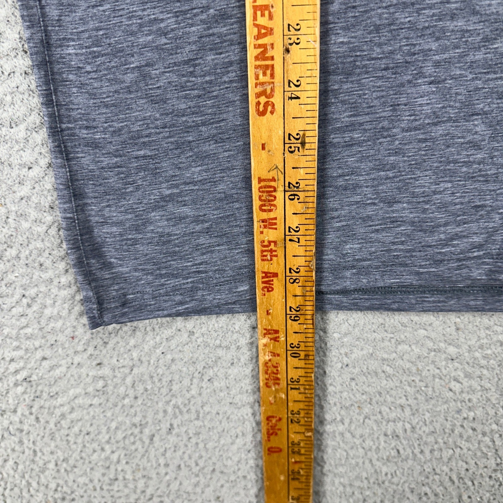 VRST T-Shirt Tee Men Medium Gray Short Sleeve Crewneck Gym Workout Logo Athletic gallery