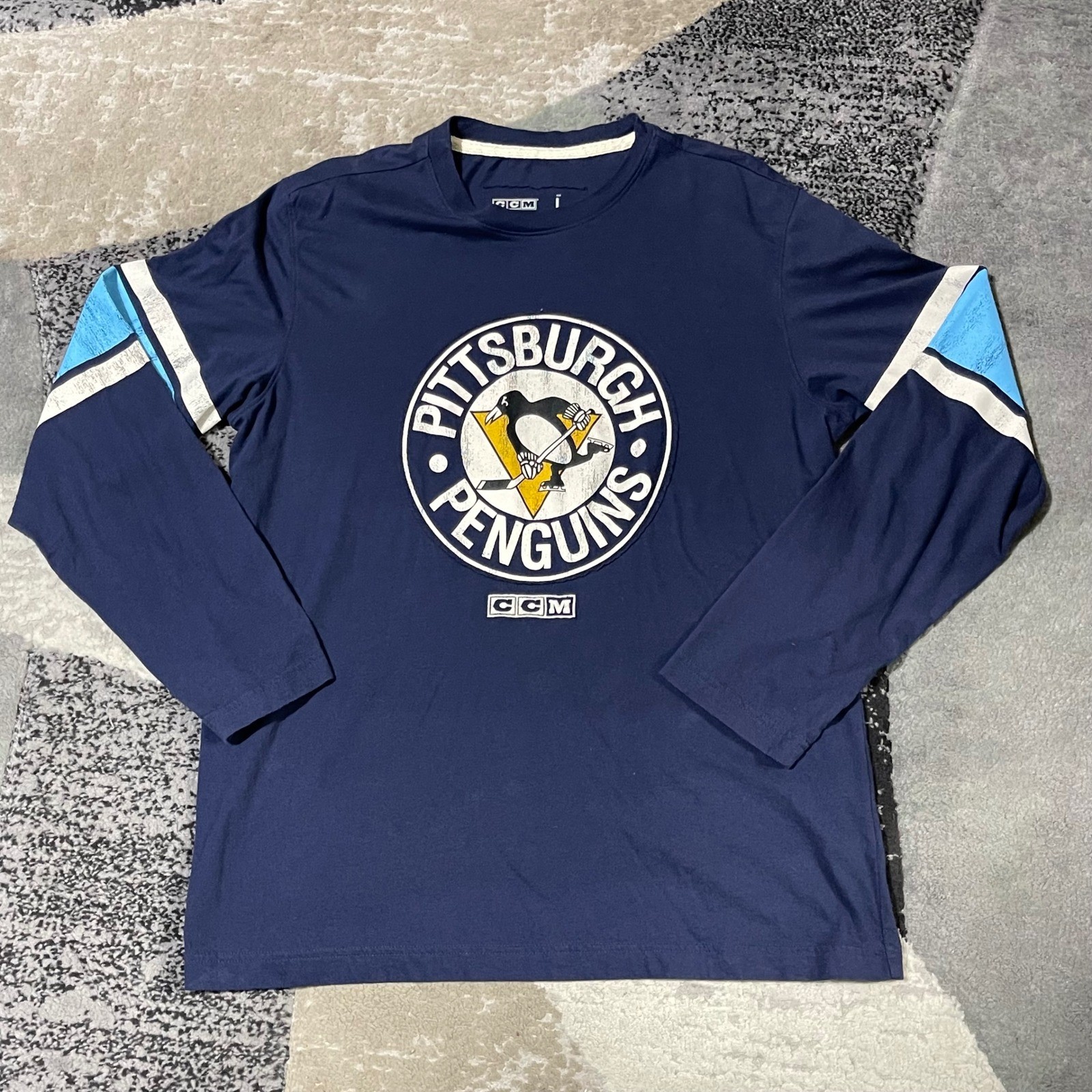 Pittsburgh Penguins CCM Shirt Men Large Navy Blue Long Sleeve NHL Hockey Distres gallery