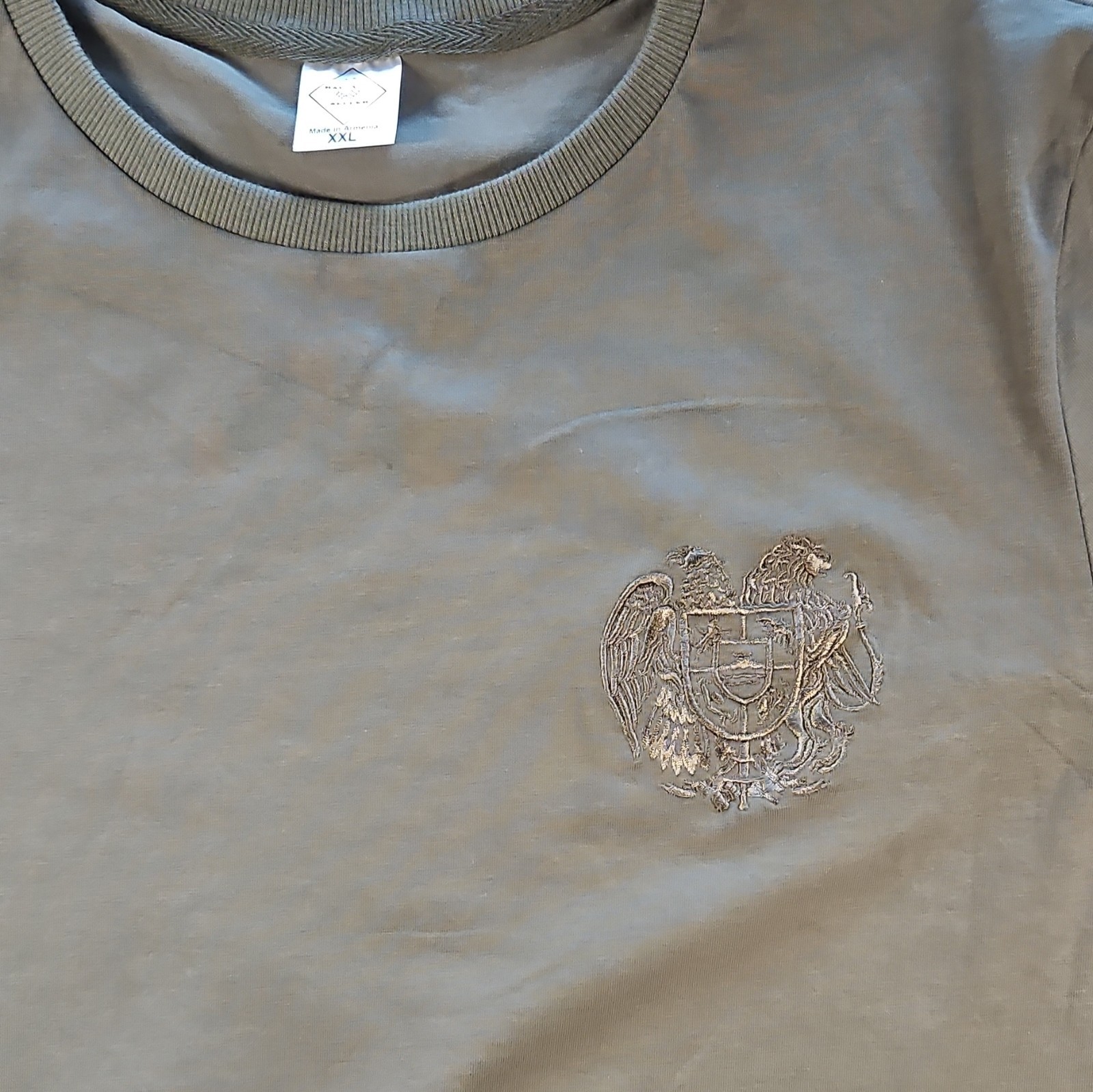 Hay Seller Men's XXL Olive T-Shirt Embroidered Crest Flag Patch Crew Neck gallery