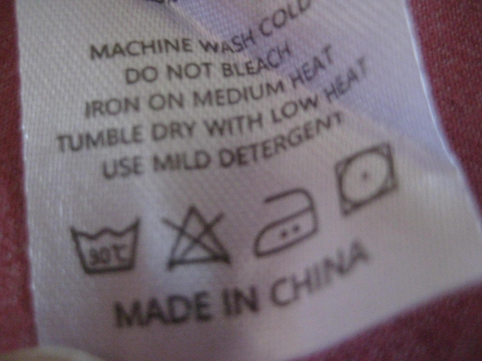 EUC- Unique Blend 47.6% Cotton; 47.6% Polyester; 4.8% Spandex T-Shirt Size XL gallery