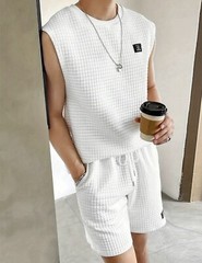 Men’s White Size L Quilted Textured Cut Off Crop Crewneck Sleeveless Muscle Tee